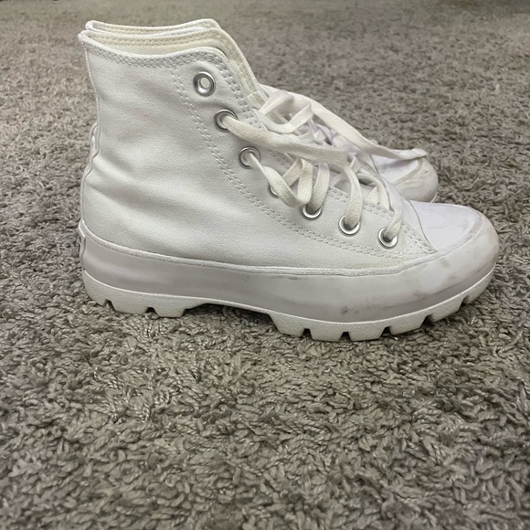 🤍High top white converses🤍 - Picture 4 of 5